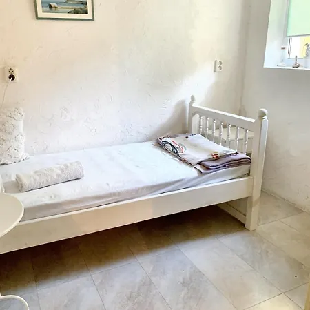 Feriehus Welcoming House In With Sea View